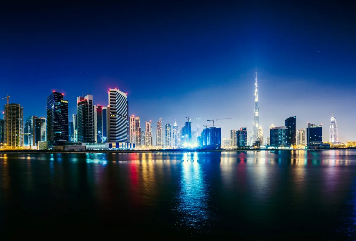 Dubai skyline waterfront scelta immobile