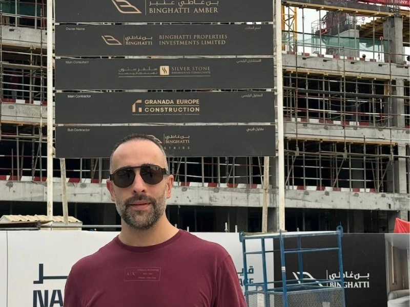Riccardo Lucietti al cantiere Binghatti Dubai, verifica avanzamento lavori